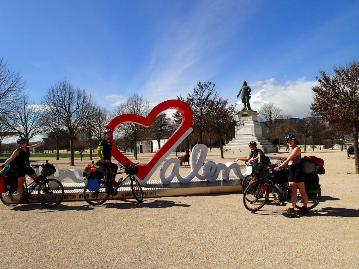 Velo Gite Valence Valence  Zewnętrze zdjęcie